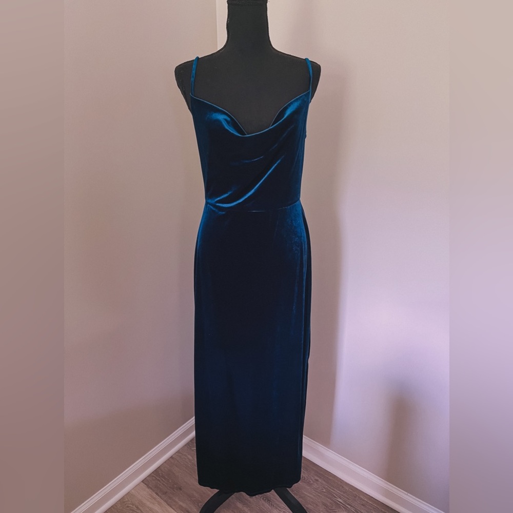 Taylor - Cowl Neck Stretch Velvet Dress